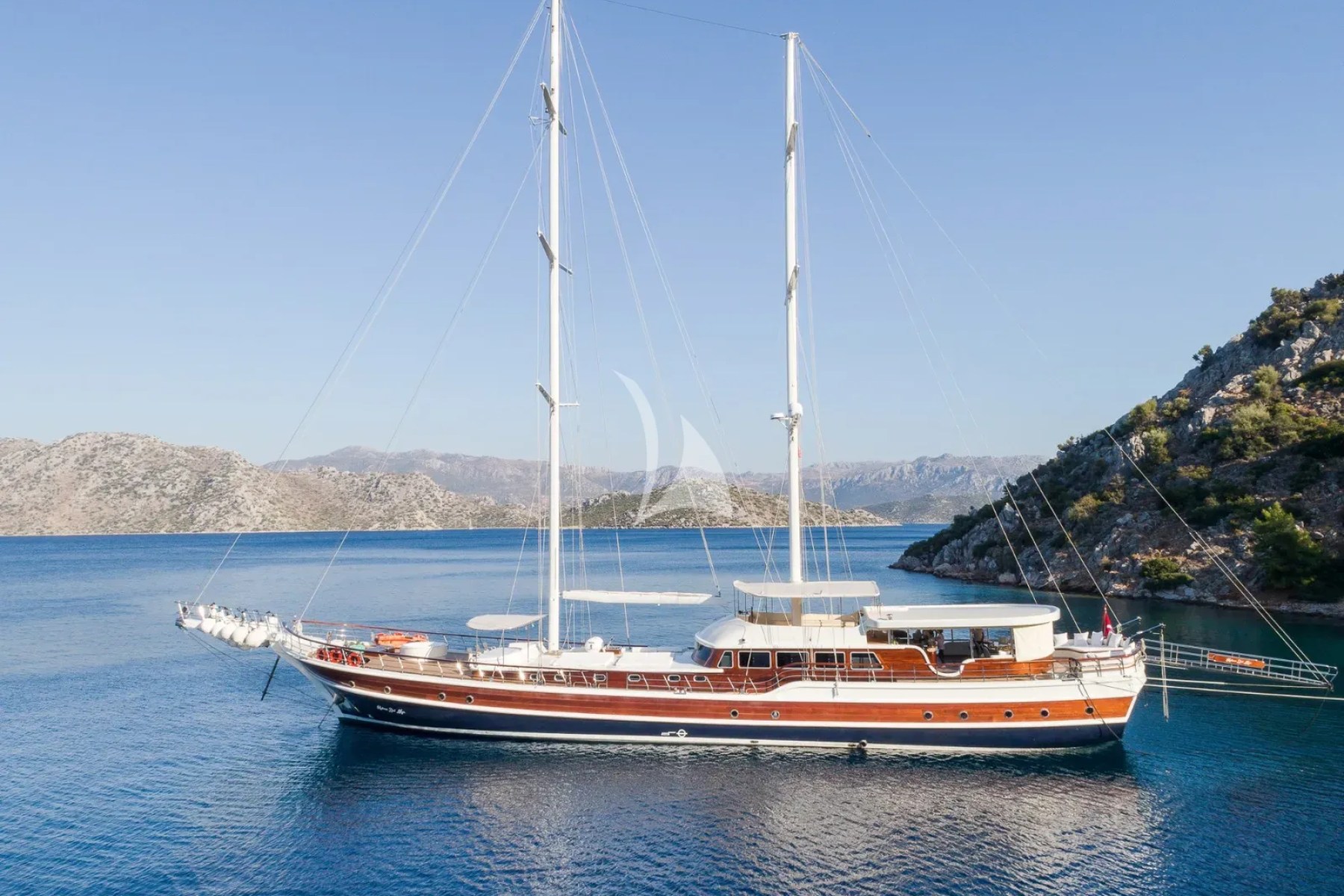 Main image of HALCON DEL MAR yacht
