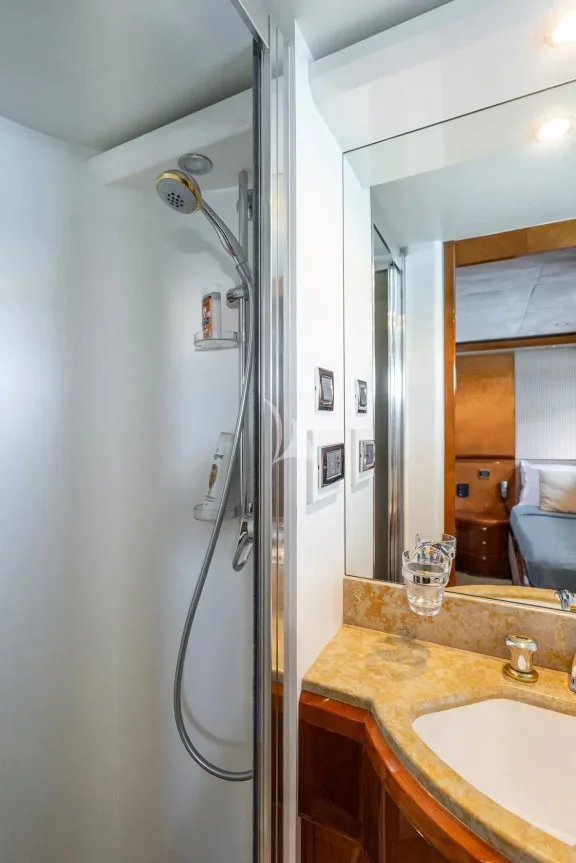 Twin ensuite