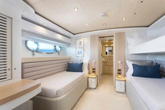 Image of PARADISE yacht #60