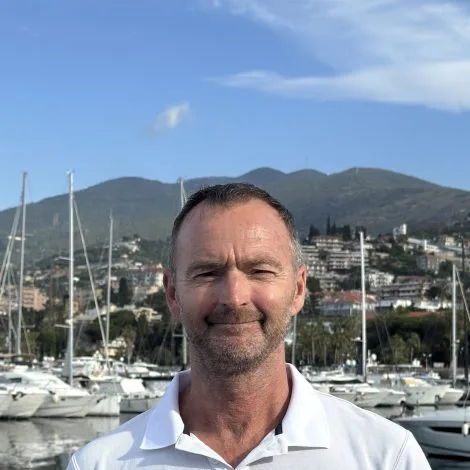 Crew of ELENA of LONDON|Stephane Benfield — Captain