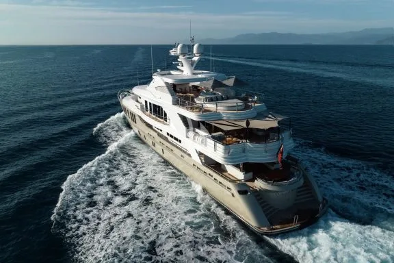 Image of ORIENT STAR yacht #4