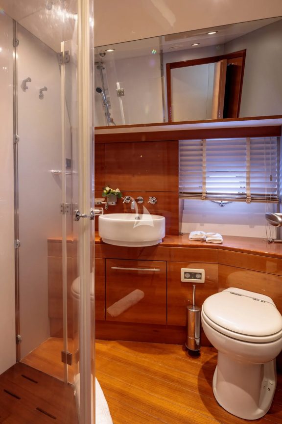 Image of GEORGE V yacht #23
