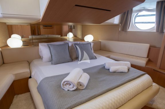 Image of RED ROSE yacht #30