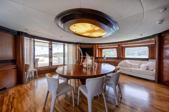Bridge dinning area