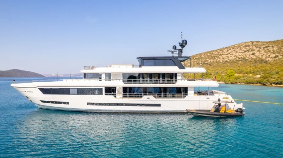 Image of OCEAN BREEZE yacht #2