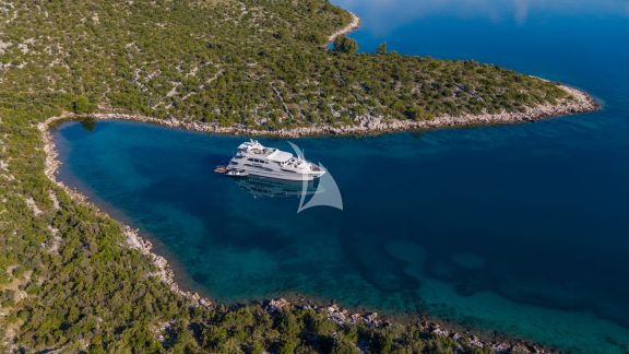 Image of SILENT WORLD yacht #45