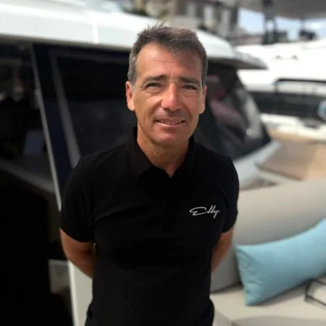 Crew of Elly|Vangelis Atzemian — Captain