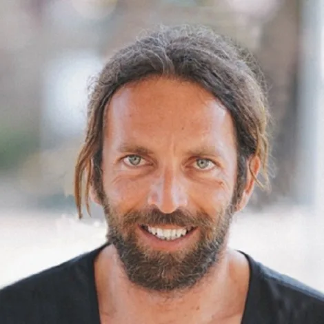 Crew of CUTE LITTLE CAT|Dimitris RODOPOULOS — Captain