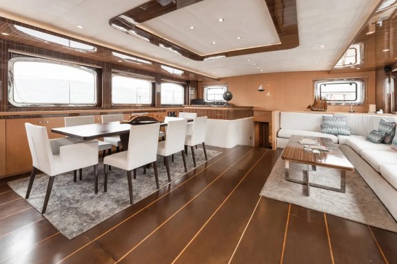 Image of LE PIETRE yacht #6