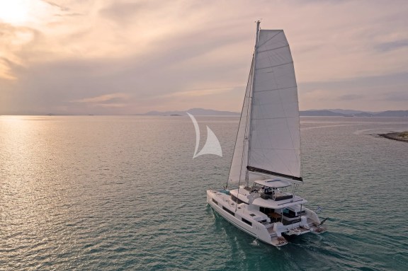 Image of EFFIE STAR yacht #23