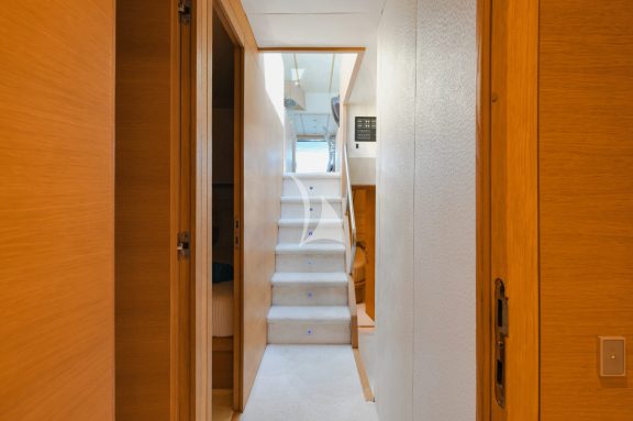 Image of BLUEWAVE yacht #14
