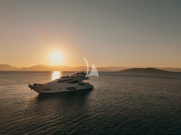 Image of WHY NOT yacht #28
