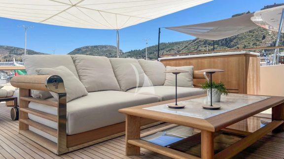 Upper Deck aft lounge