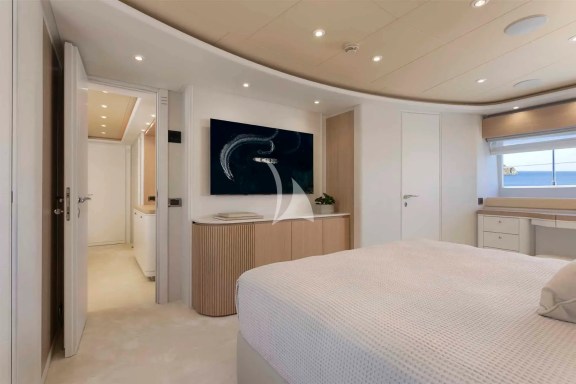 2nd Master Cabin on the Main deck, with an office, 2 spacious walk in closets & an exceptionally large en suite bathroom with his & hers separate toilets, his & hers sink units & 2 doors