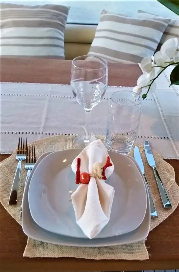 Questa e Vita offers plenty of table settings