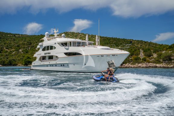 Image of SILENT WORLD yacht #22