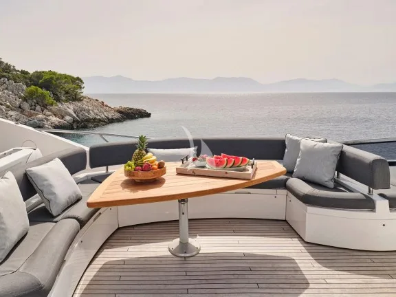 Image of M FIVE yacht #9