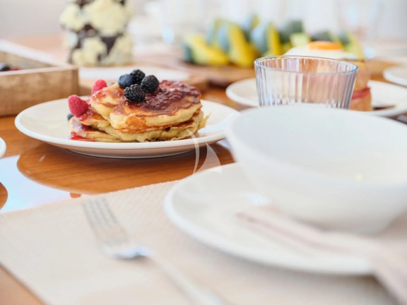 Breakfast time