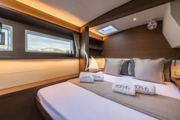 Double cabin