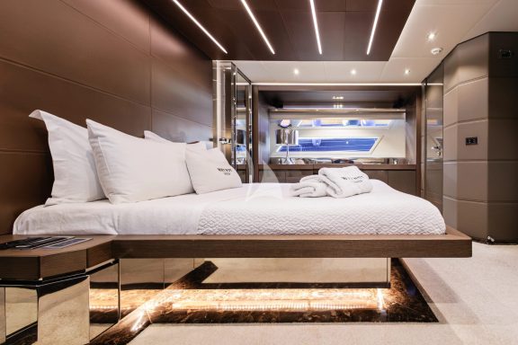 Image of WHY NOT yacht #7