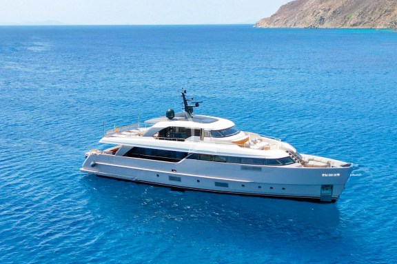Image of FLORI yacht #12