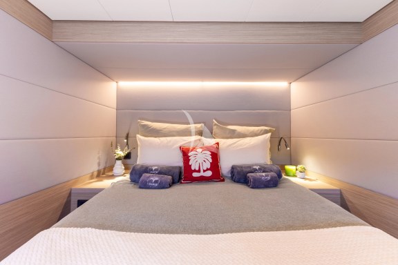 Double Cabin