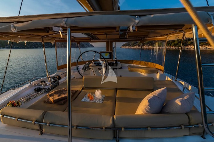 Flybridge
