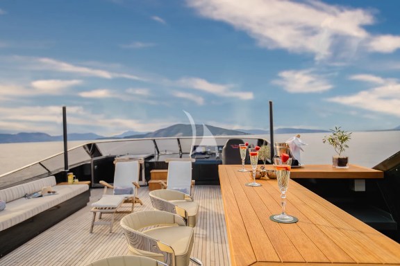 Image of CAN’T REMEMBER yacht #46