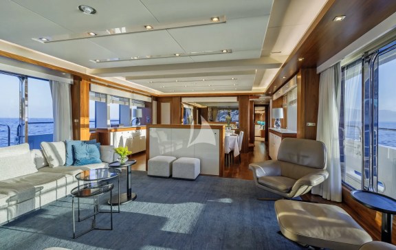 Image of GEORGE P yacht #9