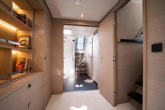 Image of LADY M yacht #14