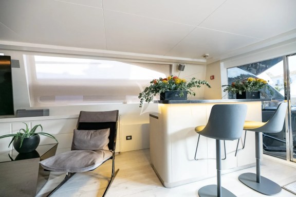 Image of EVA yacht #6