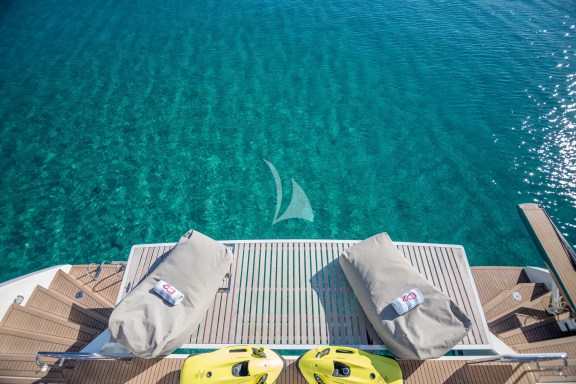 Image of D2 yacht #28