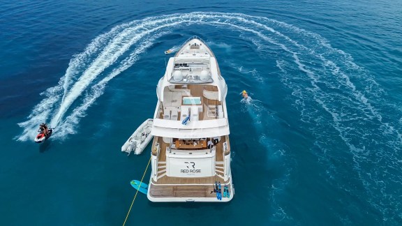 Image of RED ROSE yacht #42