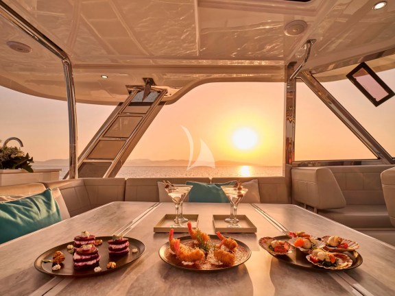 Image of EXPLORION yacht #42