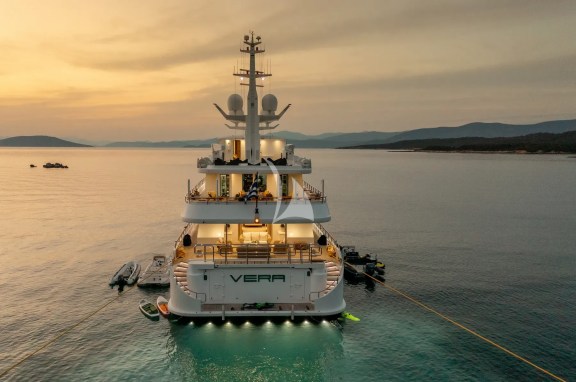 Image of VERA yacht #72