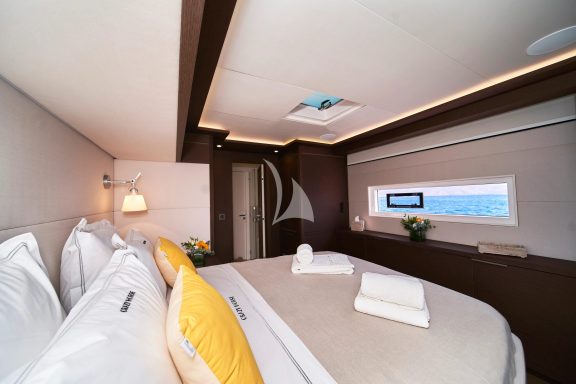 Guest cabin