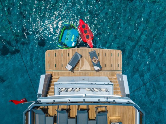 Image of CALM DOWN yacht #5
