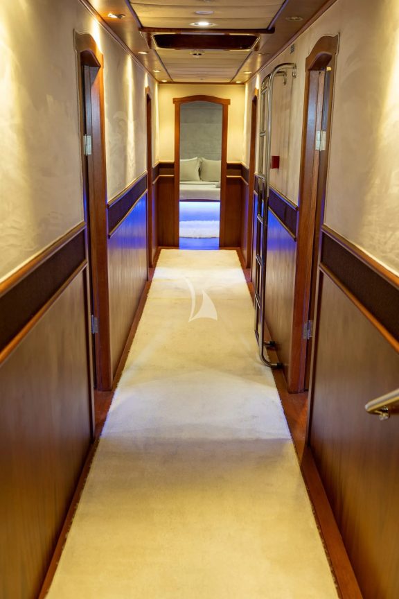 Image of Nevra Queen yacht #15
