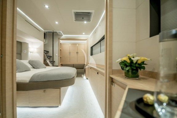 Image of D2 yacht #68