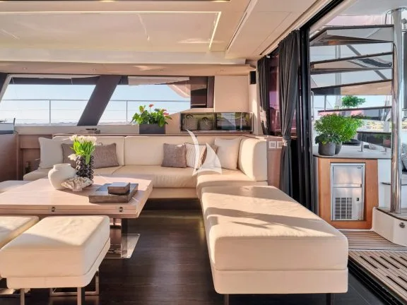 Main Saloon sofa