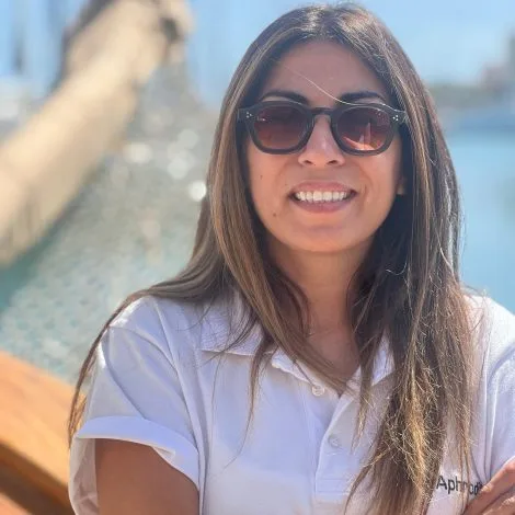Crew of Aphrodite|Zoe Shallita — Chief steward/ess
