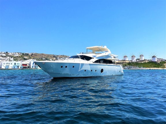 Questa e Vita in Mykonos