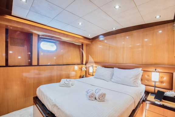 Image of CAN’T REMEMBER yacht #25