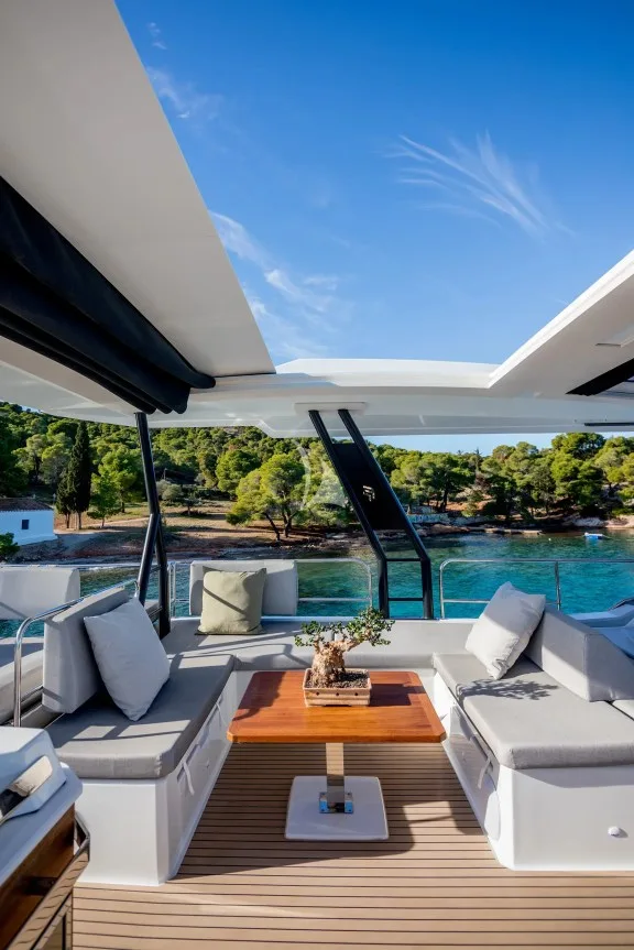 Image of D2 yacht #18