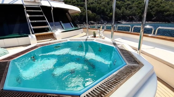 Image of Forty Love yacht #2