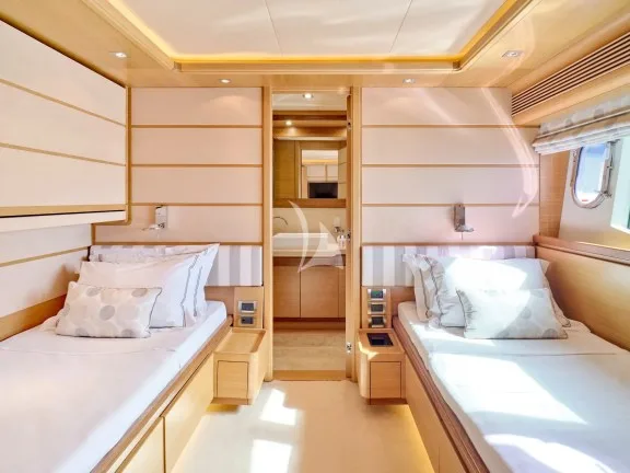 Image of SEVEN S yacht #14