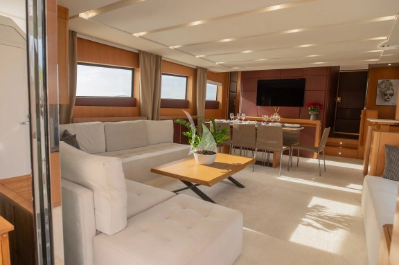 Image of RED ROSE yacht #16