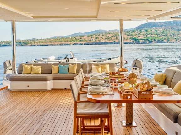 Aft dining area