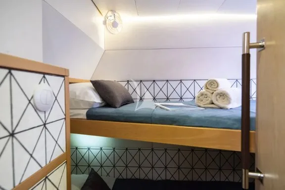 Twin Cabin