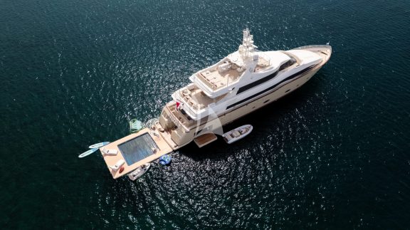 Image of Bunker yacht #4